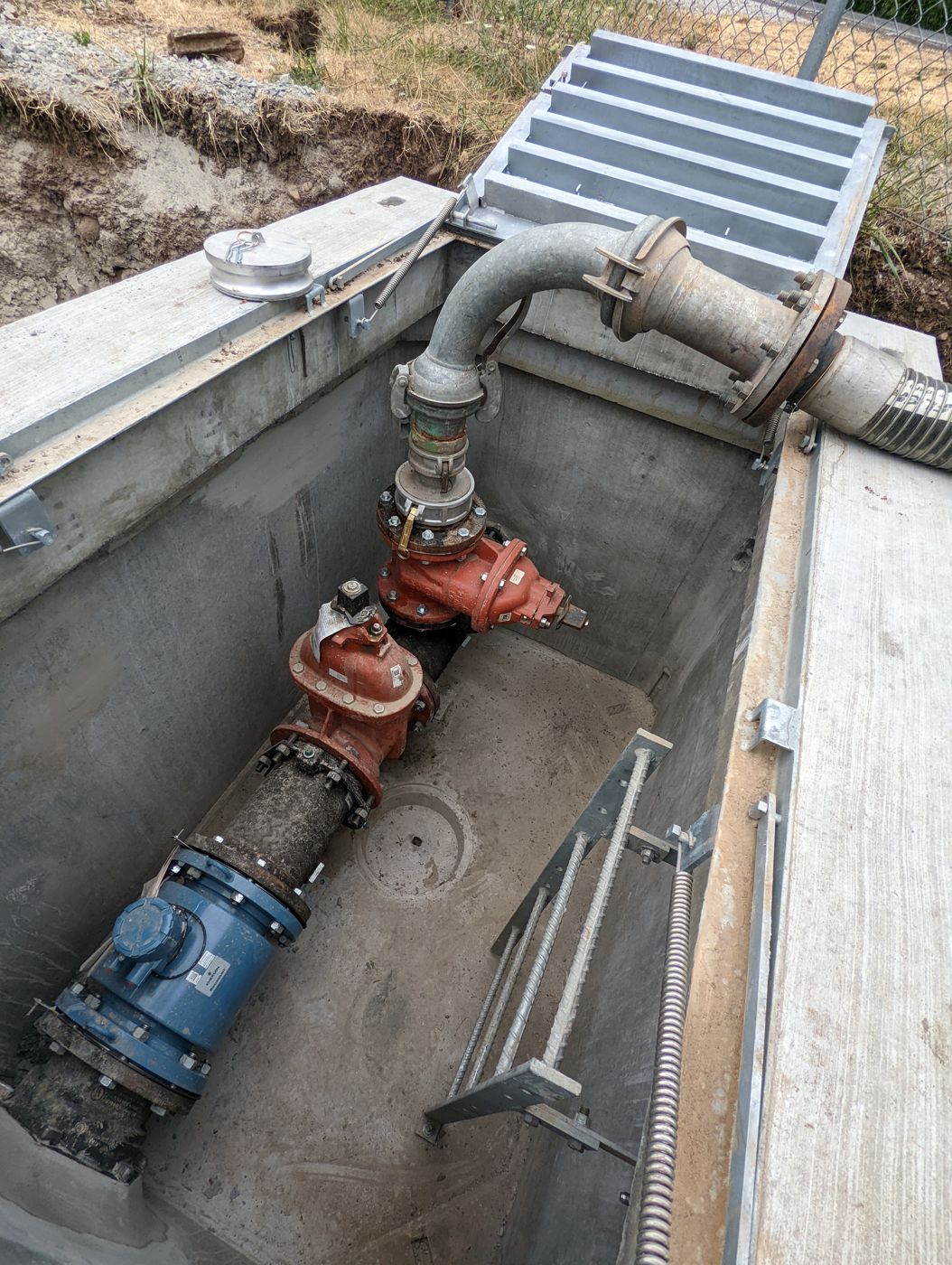 Flow meter vault with bypass pumping during a lift station upgrade